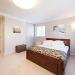 Hotel apartamentowy Myapartments